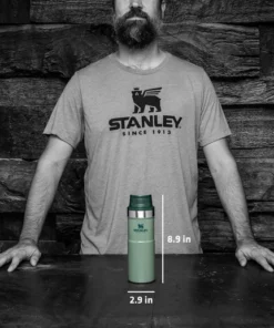 STANLEY CLASSIC TRIGGER-ACTION TRAVEL MUG 16 OZ Water