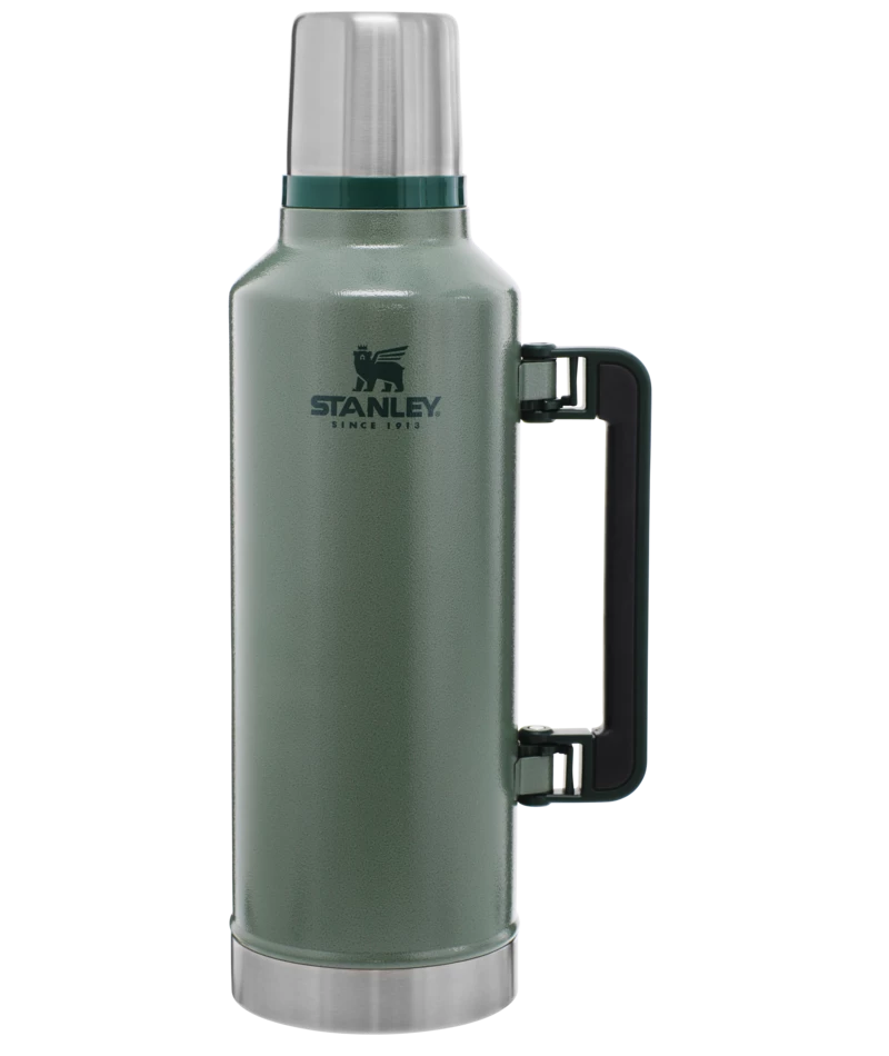 Water STANLEY CLASSIC LEGENDARY BOTTLE 2.5 QT 1 Water STANLEY CLASSIC LEGENDARY BOTTLE 2.5 QT