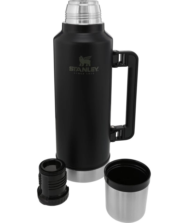 STANLEY CLASSIC LEGENDARY VACUUM INSULATED BOTTLE 2 QT 6 STANLEY CLASSIC LEGENDARY VACUUM INSULATED BOTTLE 2 QT