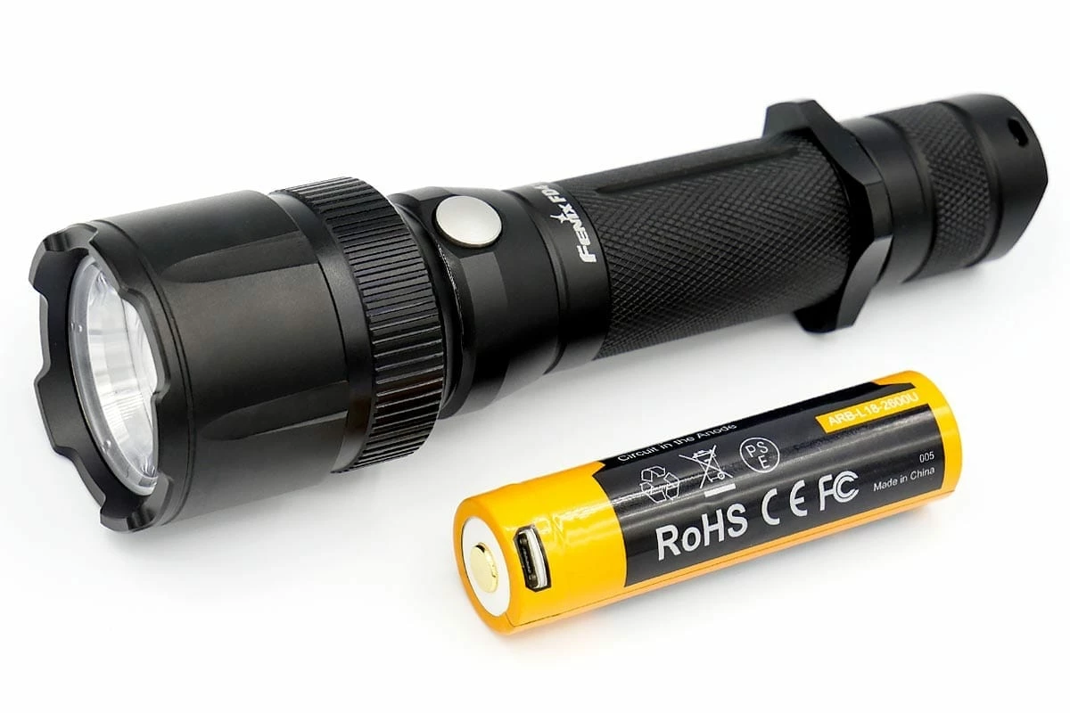Flashlights Fenix FD41 900 Lumens Focus Flashlight 1 Flashlights Fenix FD41 900 Lumens Focus Flashlight