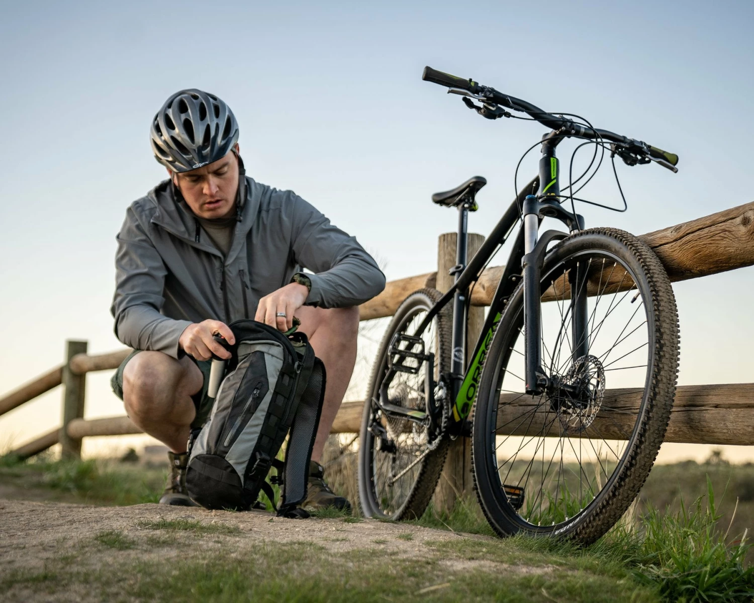 Hydration Packs EBERLESTOCK H7 DAGGER HYDRATION PACK 22 Hydration Packs EBERLESTOCK H7 DAGGER HYDRATION PACK