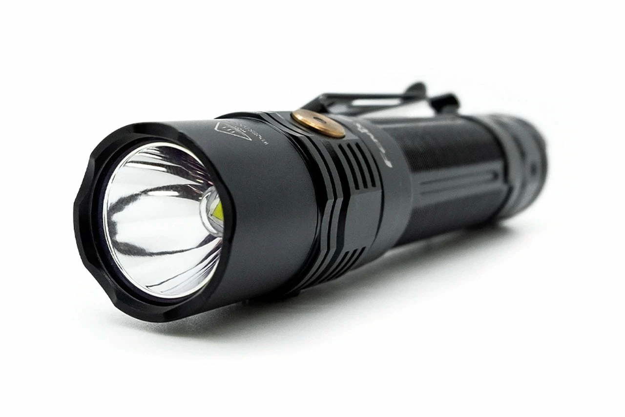 Fenix PD36R 1600 Lumens Rechargeable Flashlight Flashlights 3 Fenix PD36R 1600 Lumens Rechargeable Flashlight Flashlights