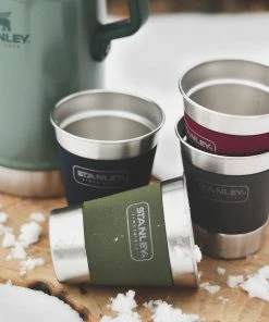 STANLEY CLASSIC OUTDOOR GROWLER GIFT SET Water