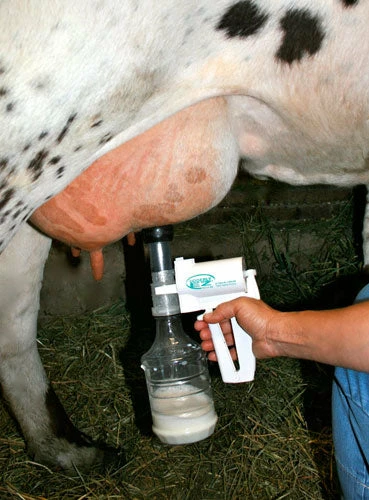 EZ - UDDERLY EZ HAND COW MILKERS 3 EZ - UDDERLY EZ HAND COW MILKERS